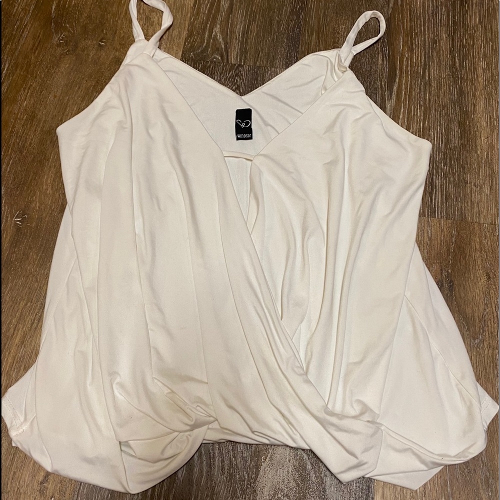 Windsor top